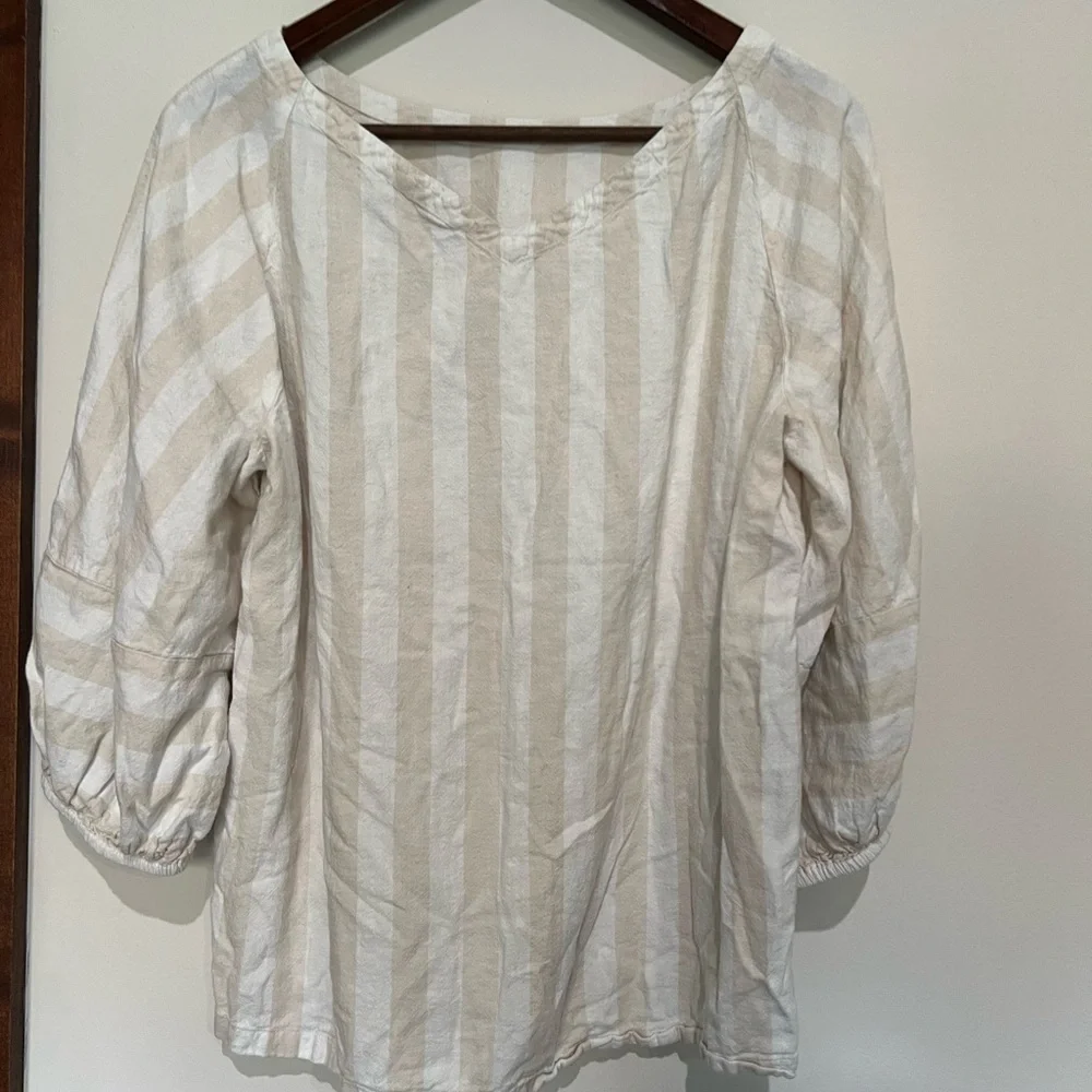 Effortless Coastal Linen Top – Cream Cabana Stripes, M LOFT - Picture 3 of 5